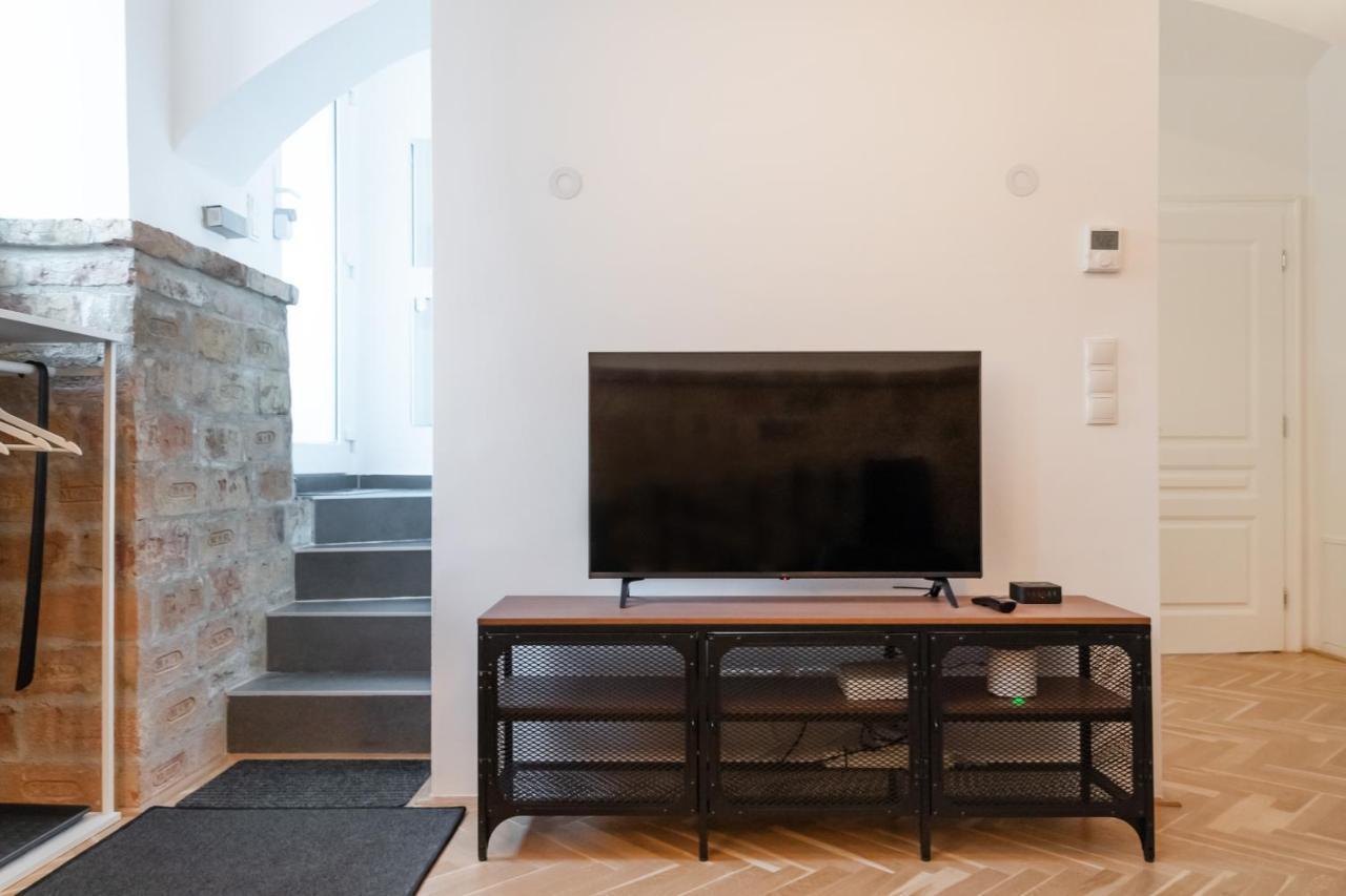 Ferienwohnung Der Fuchsbau - Neu, kuschelig und zentral im Grünen Wien Exterior foto